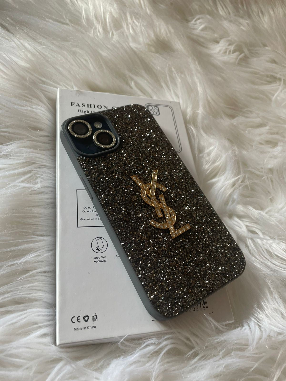 Pochettes yves saint laurent