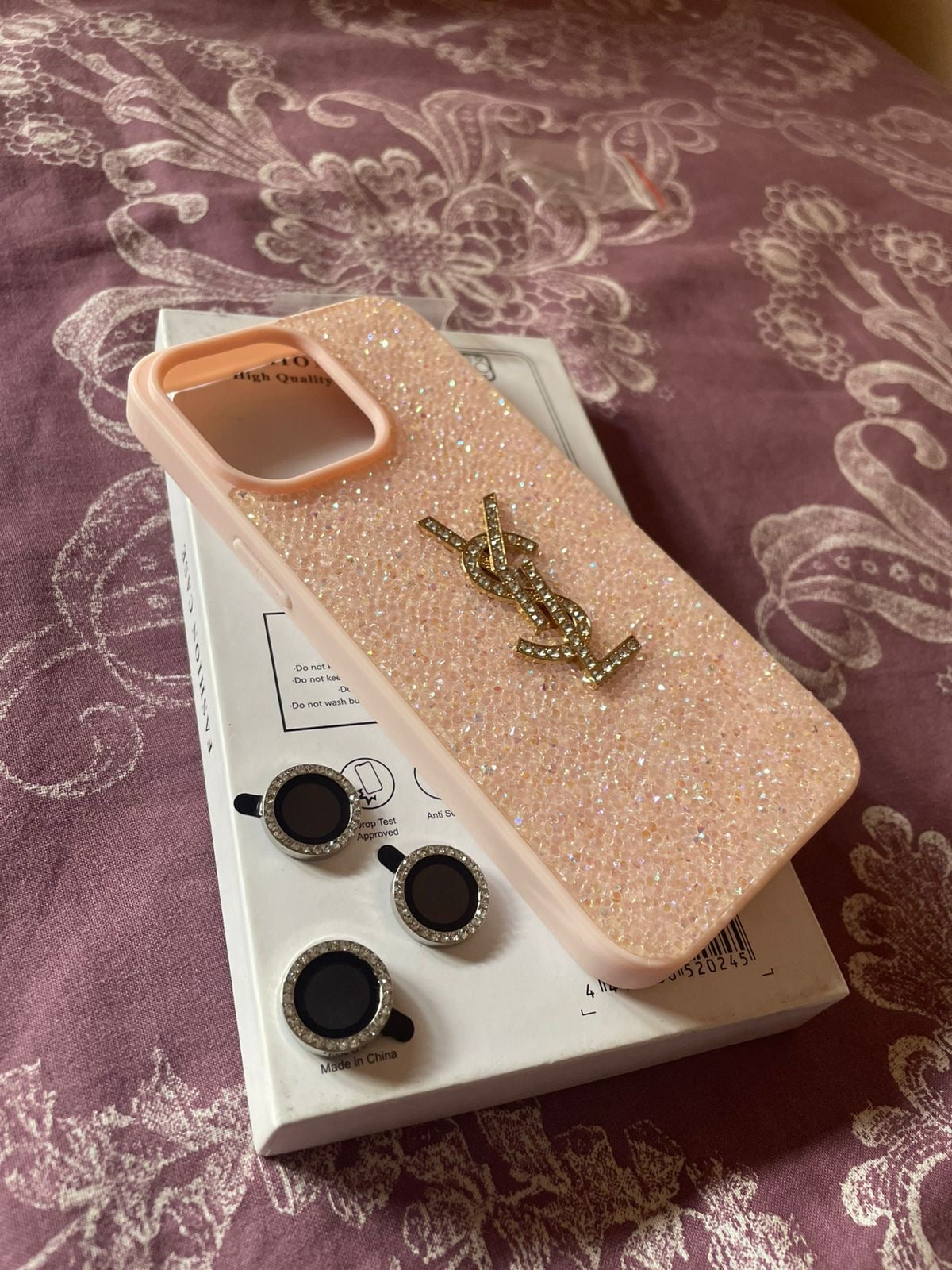 Pochettes yves saint laurent